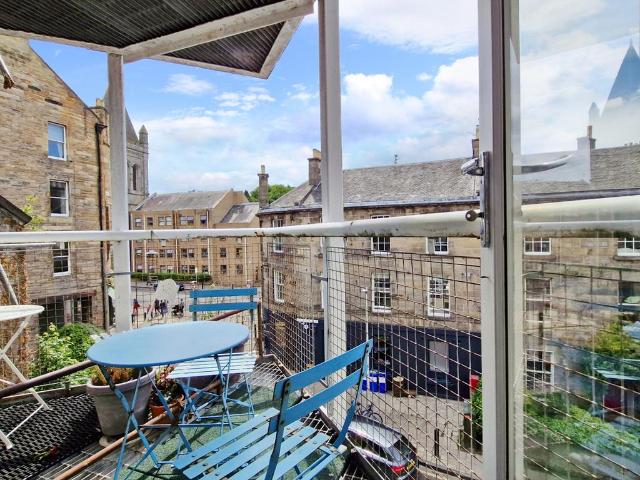 Flat for sale in Silvermills, Scotland