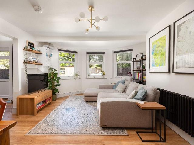 Flat for sale in Tyndall's Park, Feckenham