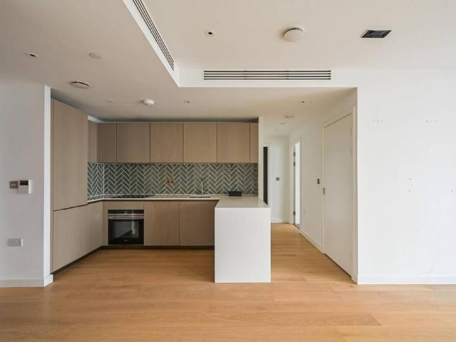 Flat for sale in Finsbury, Greater London