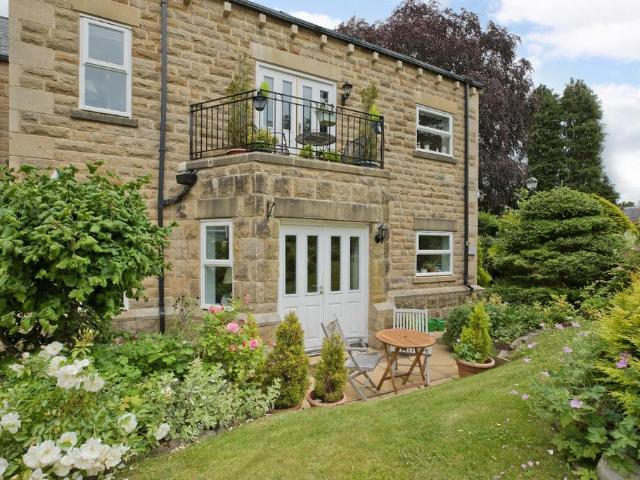 Flat for sale in Ilkley, West Yorkshire