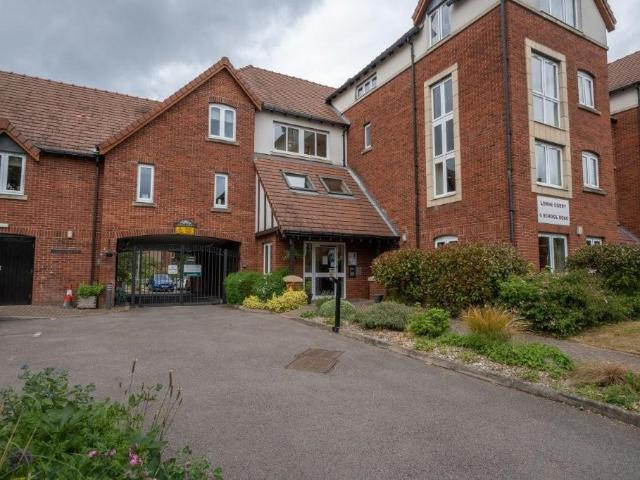 Flat for sale in Wake Green, West Midlands