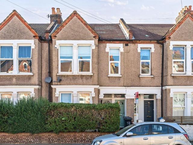 Flat for sale in London Borough of Merton, Mitcham