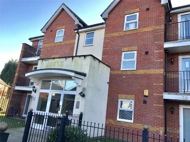 Flat for sale in Georgia, Greater Manchester