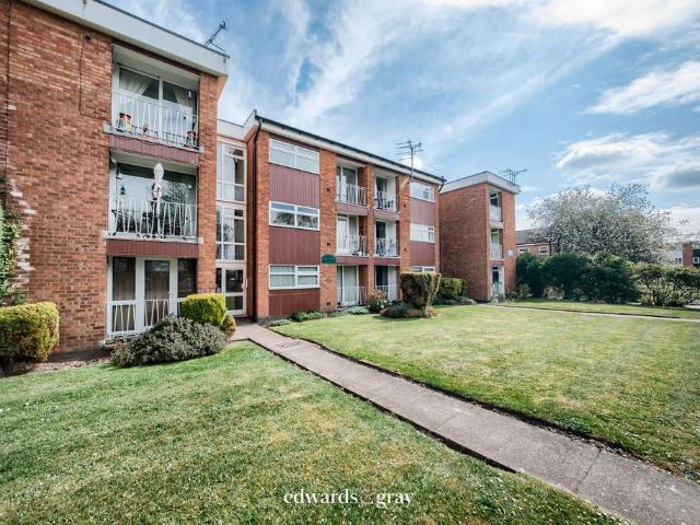 Flat for sale in West Bromwich, West Midlands