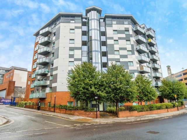 Flat for sale in The Polygon, City Of Southampton