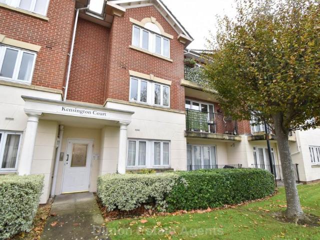 Flat for sale in Hardway, Middlecroft