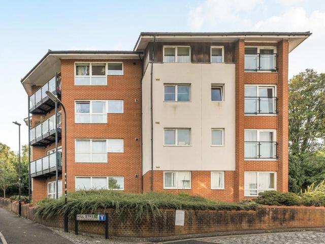 Flat for sale in Crosshouse, Southampton