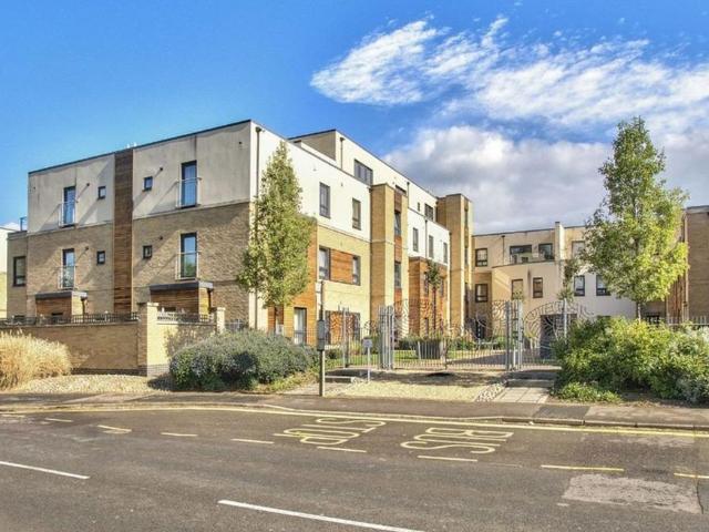 Flat for sale in Huntingdon