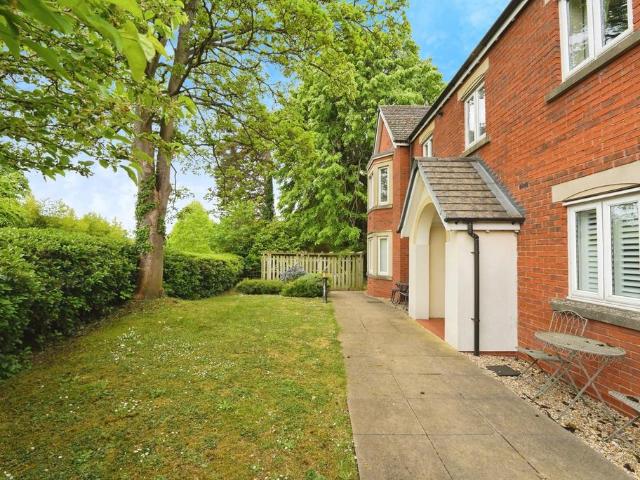 Flat for sale in Ewens Farm, Golden Valley