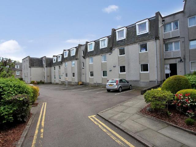 Flat for sale in Ballindoch, Scotland