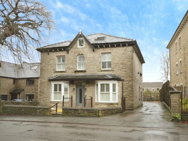 Flat for sale in Charlesworth, East Midlands
