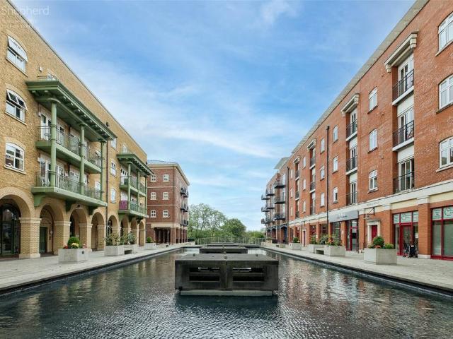 Flat for sale in Dickens Heath, West Midlands