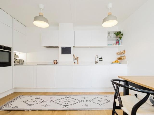 Flat for sale in Stratford Marsh, Greater London