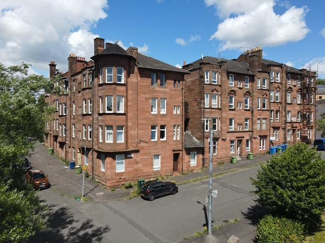 Flat for sale in Balgrayhill, Springburn