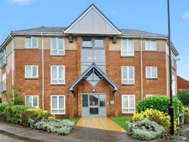 Flat for sale in West Midlands