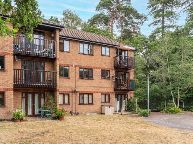 Flat for sale in Crostwick, Norfolk