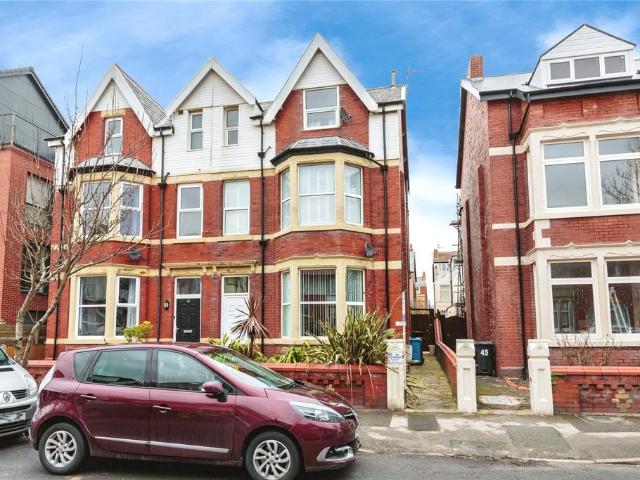 Flat for sale in St Annes, Lytham