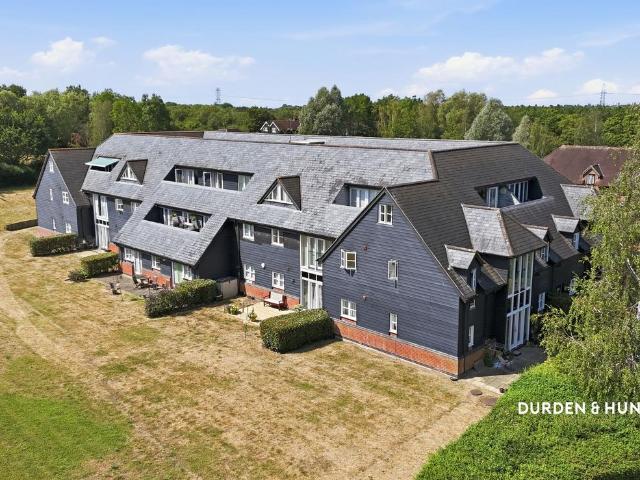 Flat for sale in Greater London