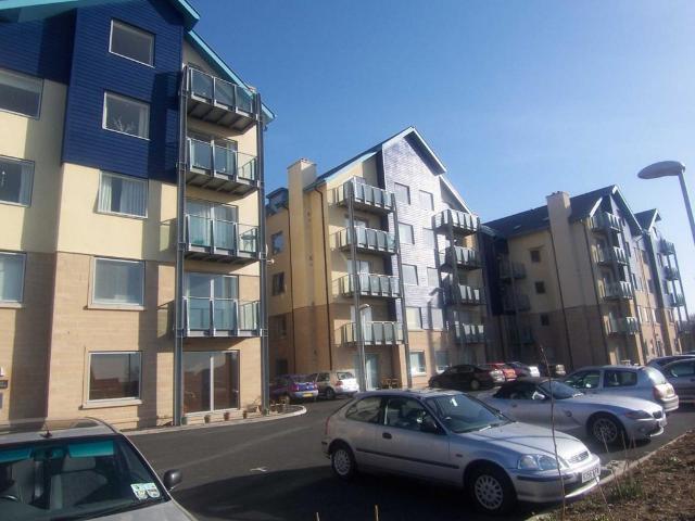 Flat for sale in Waun Fawr, Wales