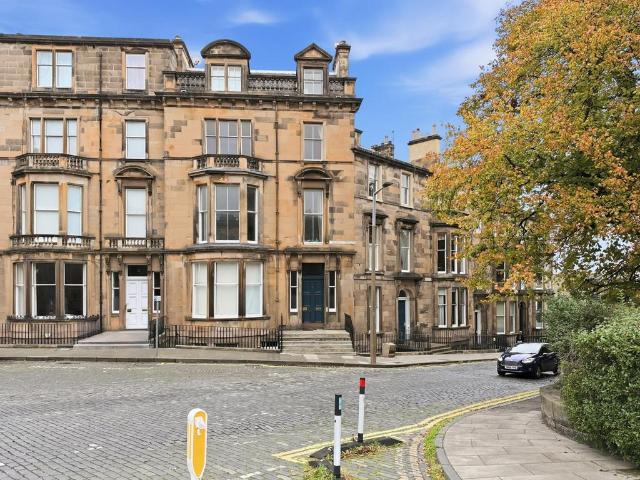 Flat for sale in Comely Bank, City of Edinburgh