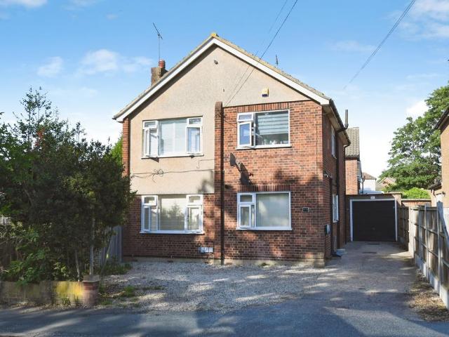 Flat for sale in Navestock Side, Essex