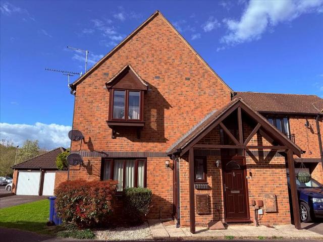 Flat for sale in Newell Green