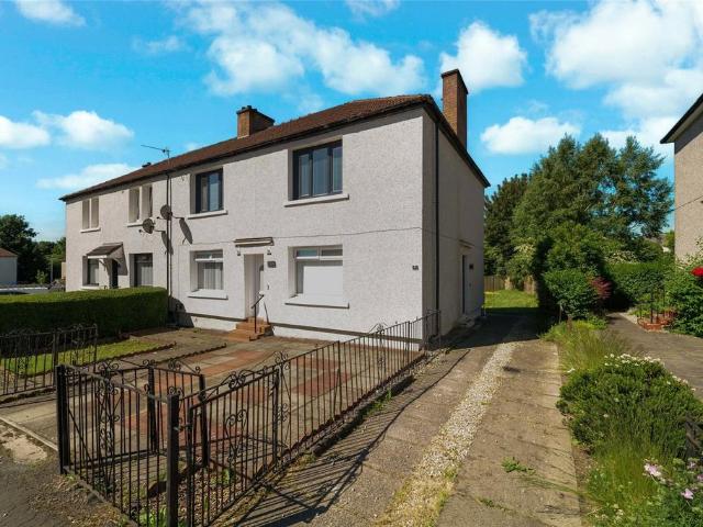 Flat for sale in Shettleston, Scotland