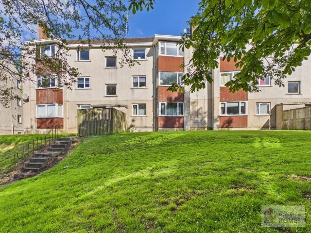 Flat for sale in West Mains, Barassie