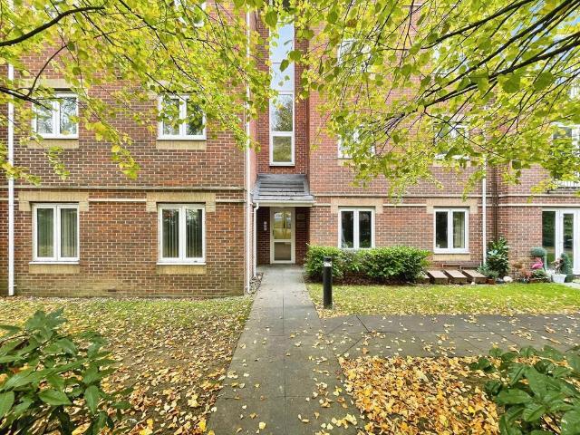 Flat for sale in Harefield, Isle Of Man