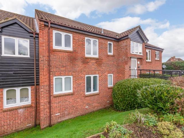 Flat for sale in Maldon