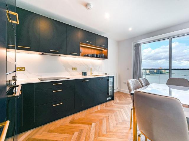 Flat for sale in Greater London