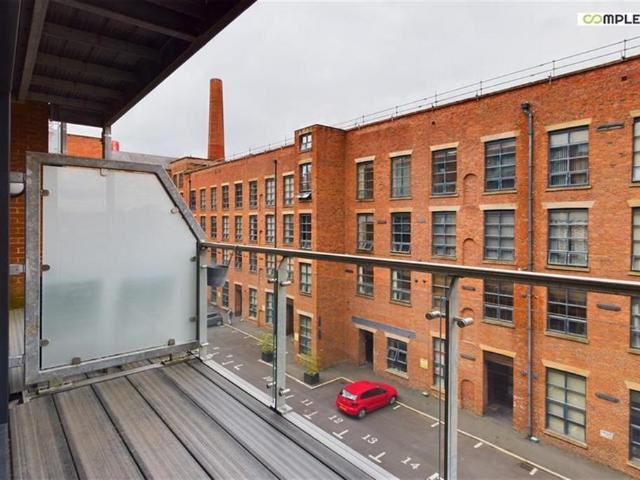 Flat for sale in Georgia, Greater Manchester