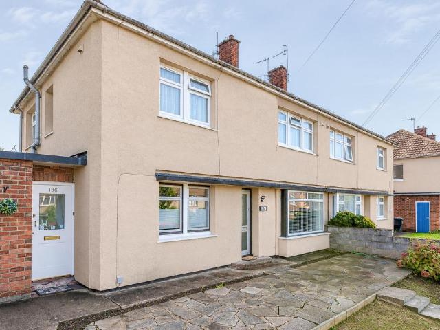 Flat for sale in Lawrence Weston, Bristol