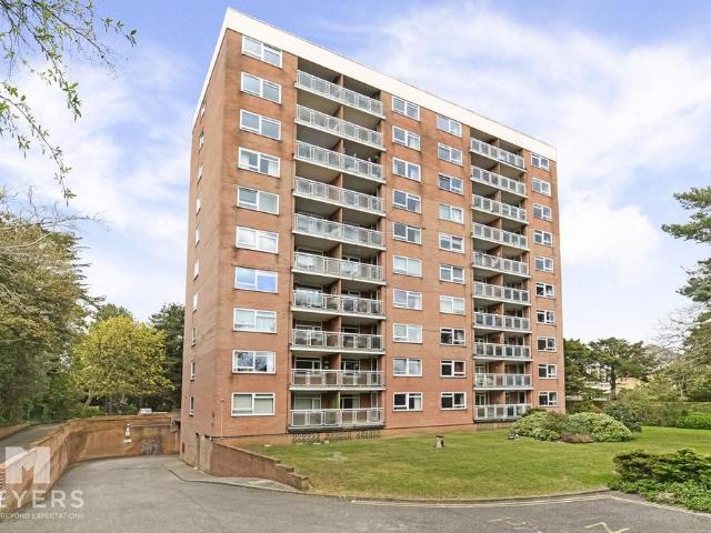 Flat for sale in Springbourne, Bournemouth