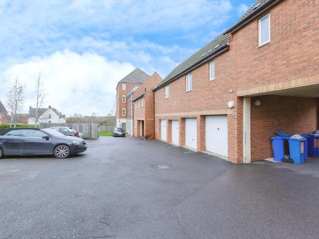 Flat for sale in Hamilton, Old Wharf