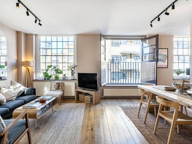 Flat for sale in The Borough, Greater London