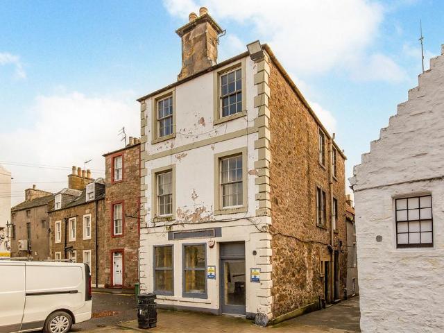 Flat for sale in Haddington, Scotland