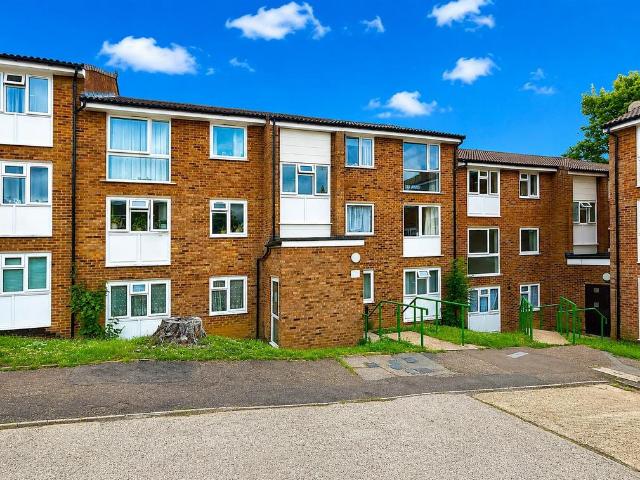 Flat for sale in Hemel Hempstead, Dacorum