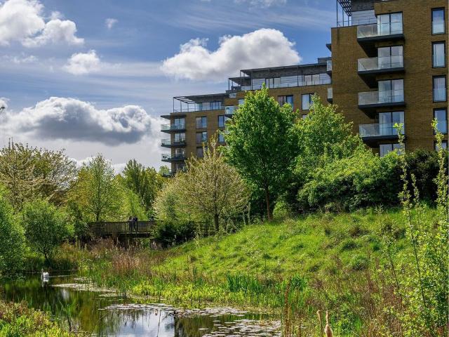 Flat for sale in Kidbrooke, Greater London