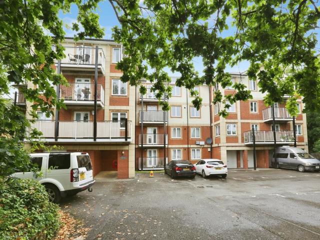 Flat for sale in Banister's Park, City Of Southampton