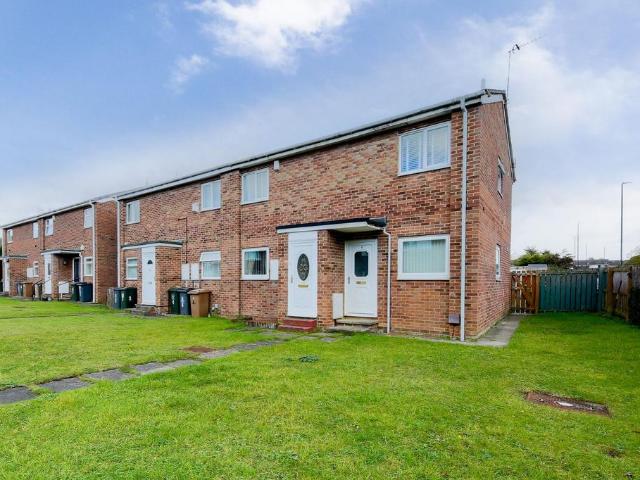 Flat for sale in Killingworth Village, North Tyneside