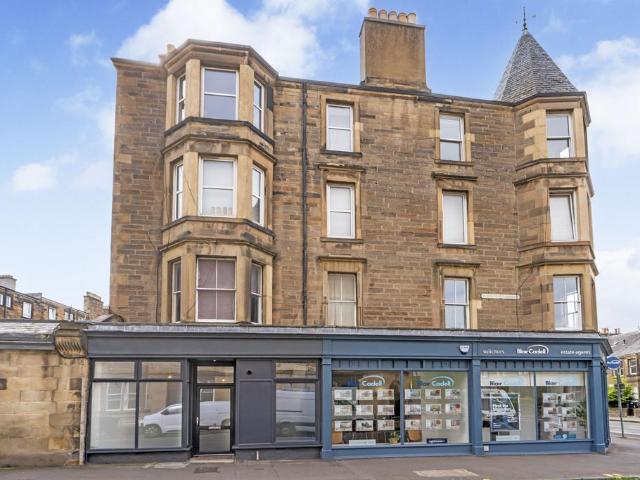 Flat for sale in Shandon, Merchiston