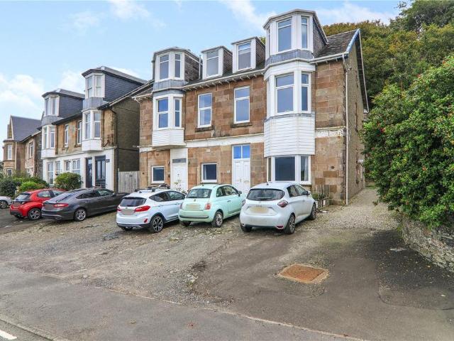 Flat for sale in Kilcreggan, Scotland