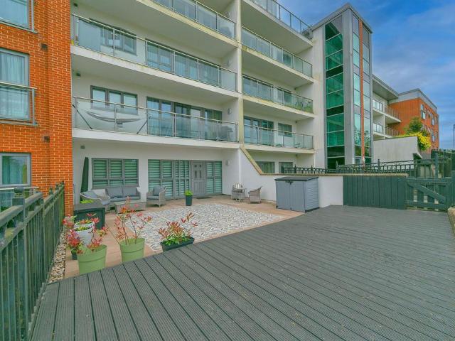 Flat for sale in Wolverton and Greenleys, Old Wolverton