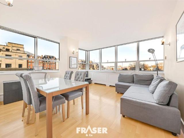 Flat for sale in Marylebone, Greater London