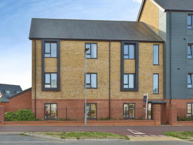 Flat for sale in Whitehouse, Old Wolverton