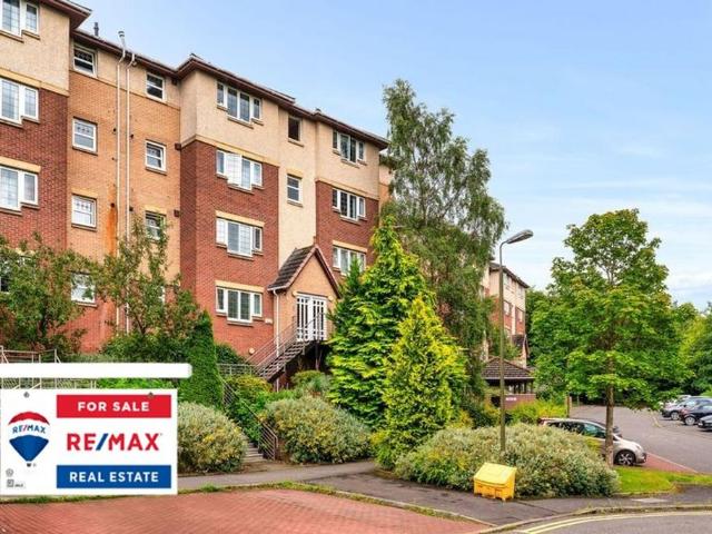 Flat for sale in Livingston, Dedridge