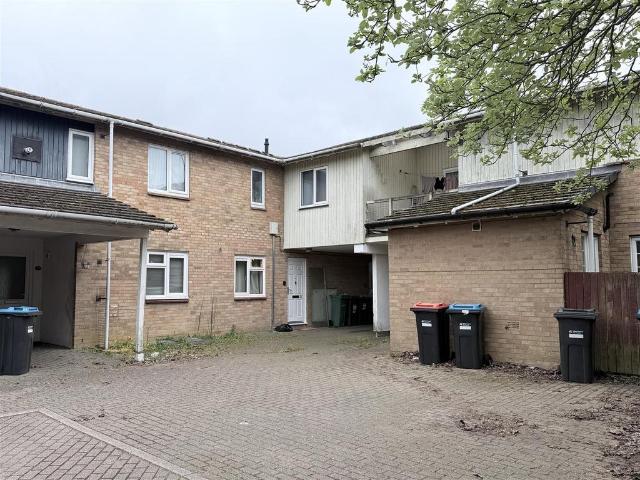 Flat for sale in Bradwell Common, Milton Keynes