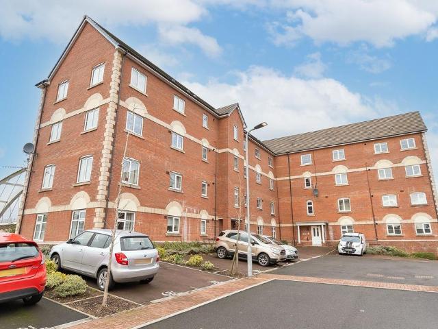 Flat for sale in Wales