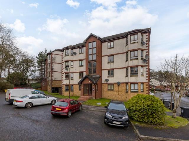 Flat for sale in Eliburn, Dedridge